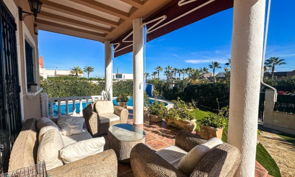 Resale - Villa - La Mata