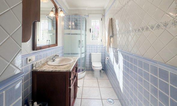 Resale - Villa - La Mata