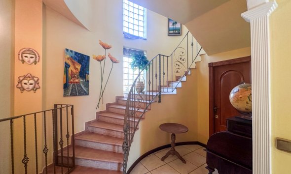 Resale - Villa - La Mata