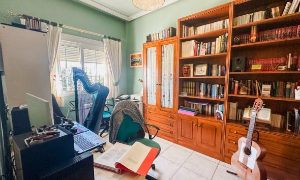 Resale - Villa - La Mata