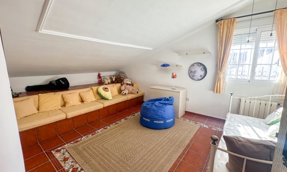 Resale - Villa - La Mata