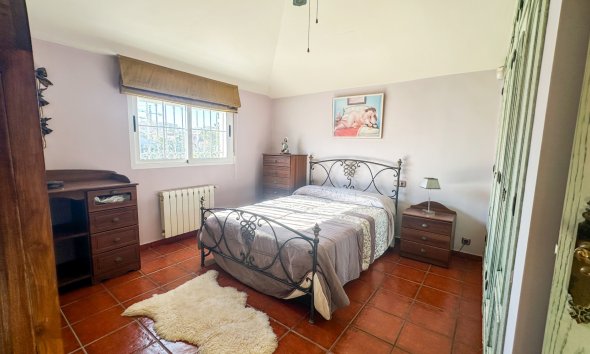 Resale - Villa - La Mata