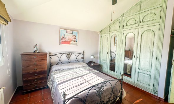 Resale - Villa - La Mata