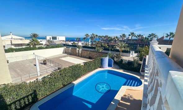 Resale - Villa - La Mata