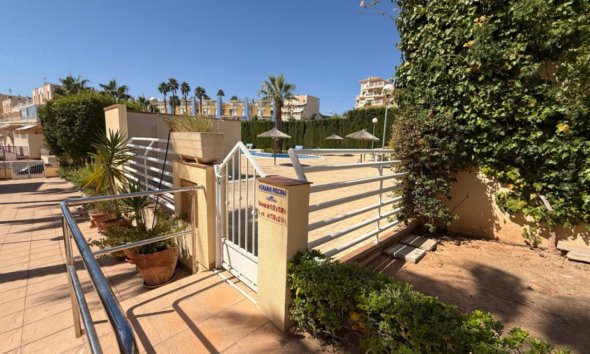 Resale - Apartment - Orihuela - Costa Blanca