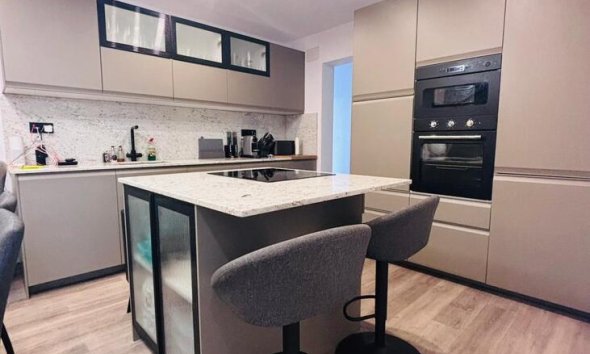 Resale - Terraced house / Townhouse - San Miguel de Salinas - Costa Blanca