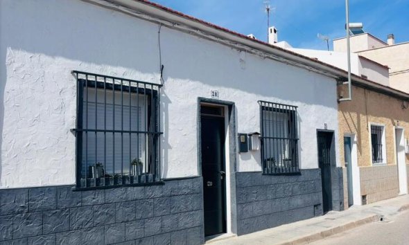 Resale - Terraced house / Townhouse - San Miguel de Salinas - Costa Blanca