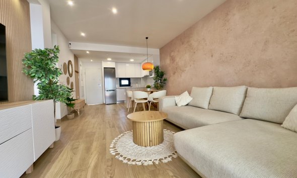 Resale - Bungalow - Torrevieja - Los balcones