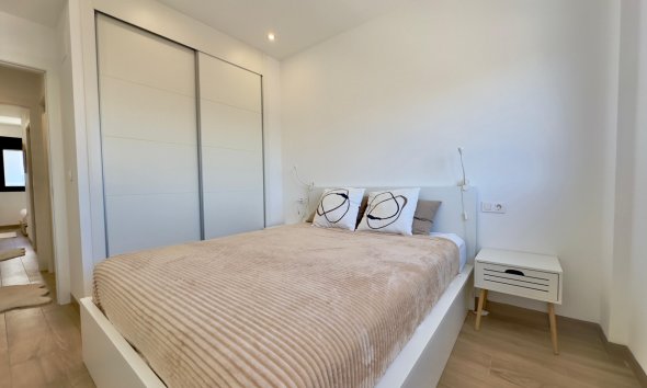 Resale - Bungalow - Torrevieja - Los balcones