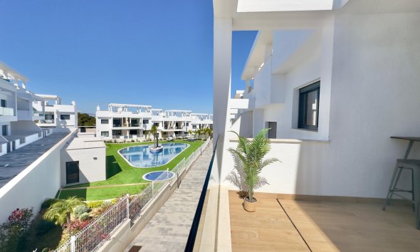 Resale - Bungalow - Torrevieja - Los balcones