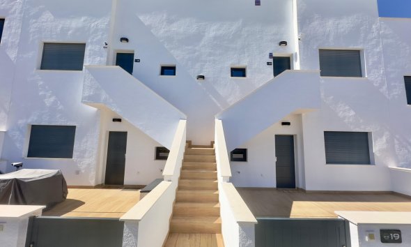 Resale - Bungalow - Torrevieja - Los balcones