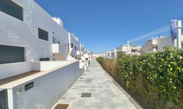 Resale - Bungalow - Torrevieja - Los balcones