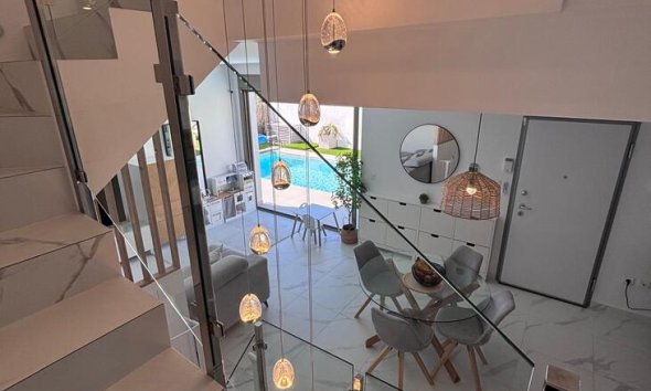 Resale - Villa - Orihuela Costa - Pau 8