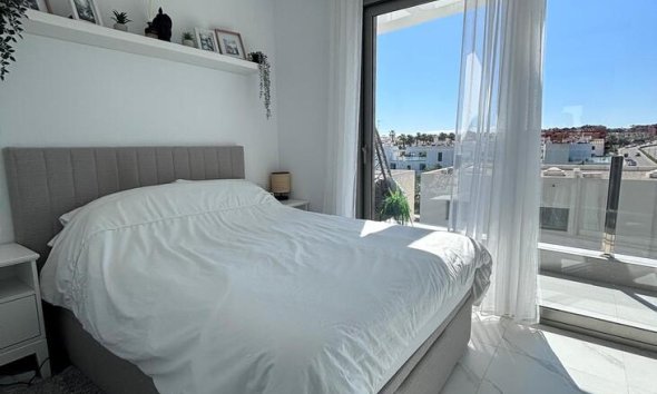 Resale - Villa - Orihuela Costa - Pau 8