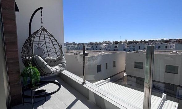 Resale - Villa - Orihuela Costa - Pau 8