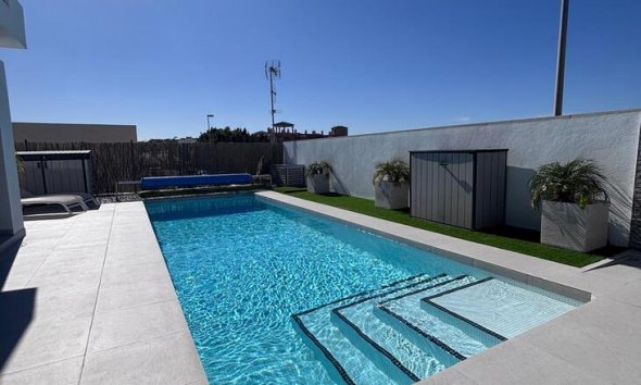 Resale - Villa - Orihuela Costa - Pau 8