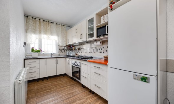 Rynek Wtórny - Dom szeregowy - Torrevieja