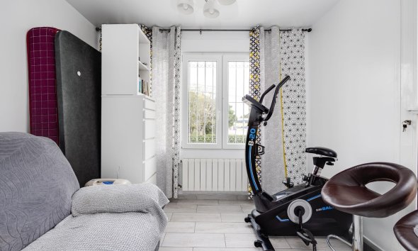 Rynek Wtórny - Dom szeregowy - Torrevieja