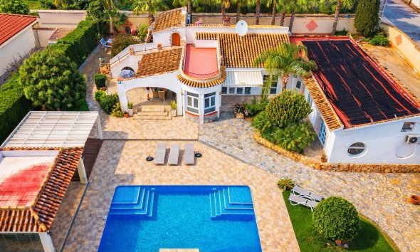 Resale - Villa - Orihuela Costa - Cabo Roig