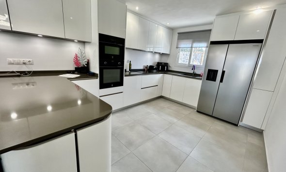 Resale - Villa - Orihuela Costa - Cabo Roig