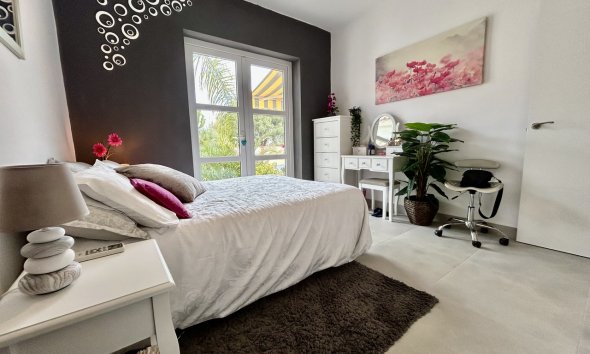 Resale - Villa - Orihuela Costa - Cabo Roig