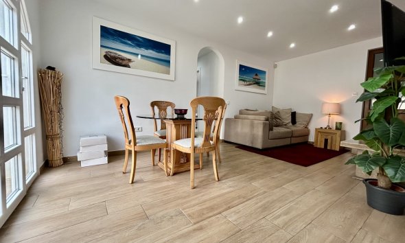 Resale - Villa - Orihuela Costa - Cabo Roig