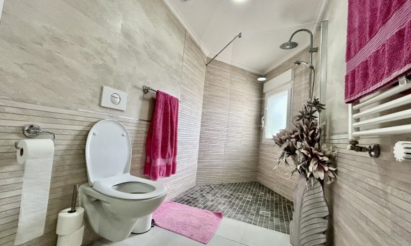 Resale - Villa - Orihuela Costa - Cabo Roig