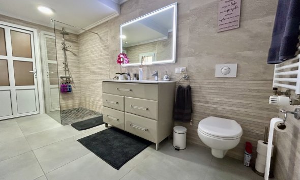 Resale - Villa - Orihuela Costa - Cabo Roig