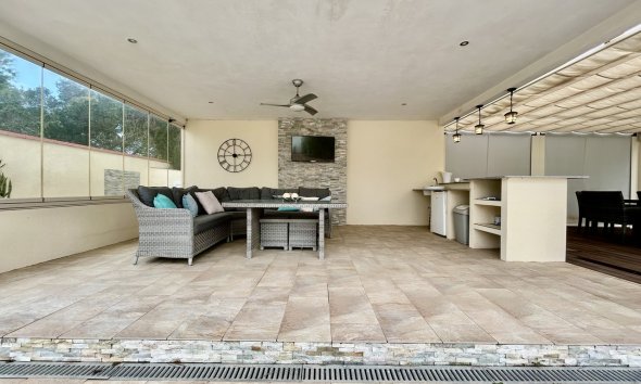 Resale - Villa - Orihuela Costa - Cabo Roig