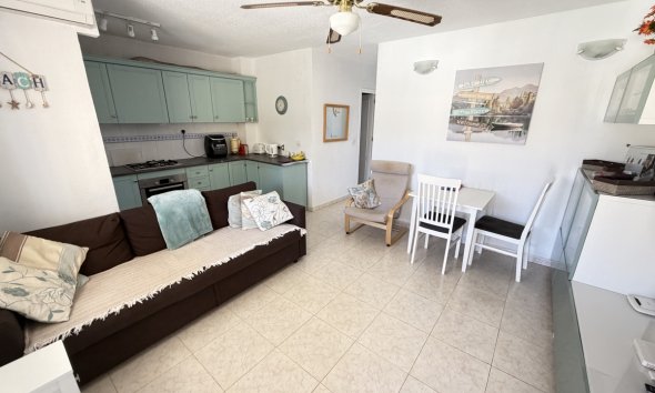 Resale - Apartment - Orihuela Costa - Villamartin