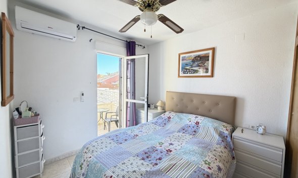 Resale - Apartment - Orihuela Costa - Villamartin