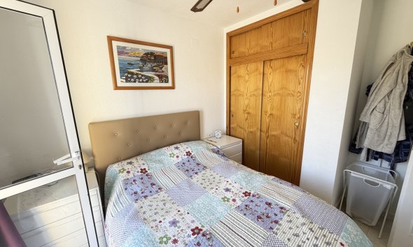 Resale - Apartment - Orihuela Costa - Villamartin