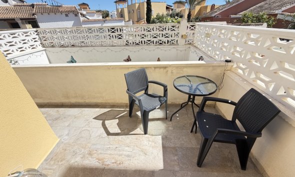 Resale - Apartment - Orihuela Costa - Villamartin