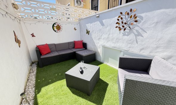 Resale - Apartment - Orihuela Costa - Villamartin