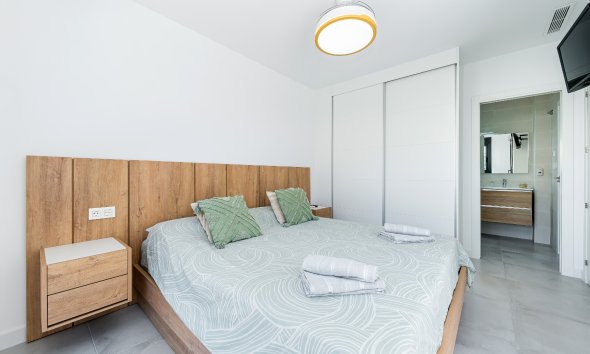 Reventa - Villa - Los Montesinos