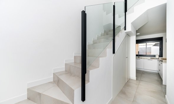 Reventa - Villa - Los Montesinos