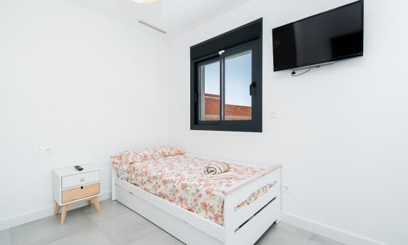 Reventa - Villa - Los Montesinos