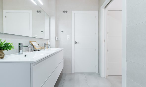 Reventa - Villa - Los Montesinos