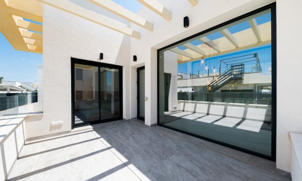 Reventa - Villa - Los Montesinos