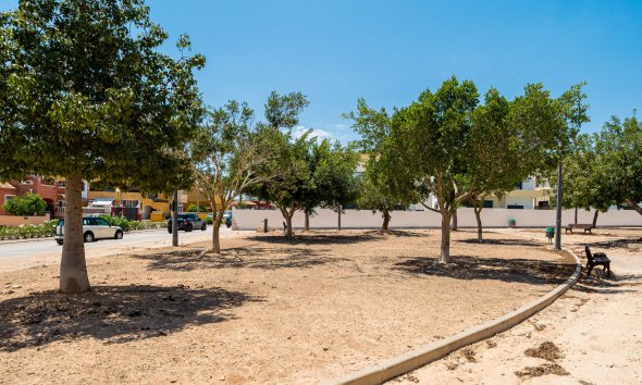 Reventa - Villa - Los Montesinos