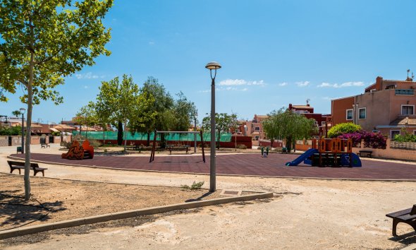 Reventa - Villa - Los Montesinos