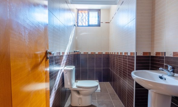 Resale - Villa - Orihuela Costa - Villamartin