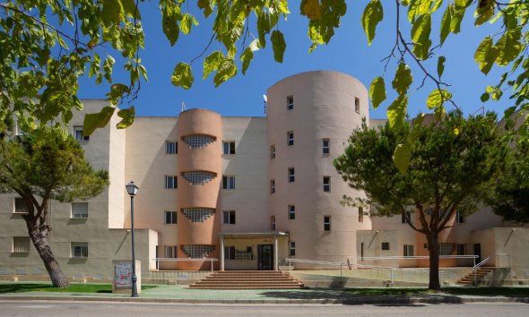 Resale - Apartment - Orihuela Costa - Campoamor