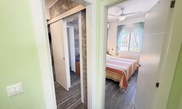 Resale - Villa - Orihuela Costa - Villamartin