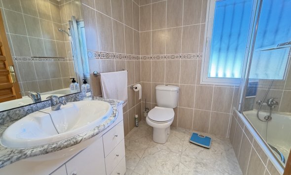 Resale - Villa - Orihuela Costa - Villamartin