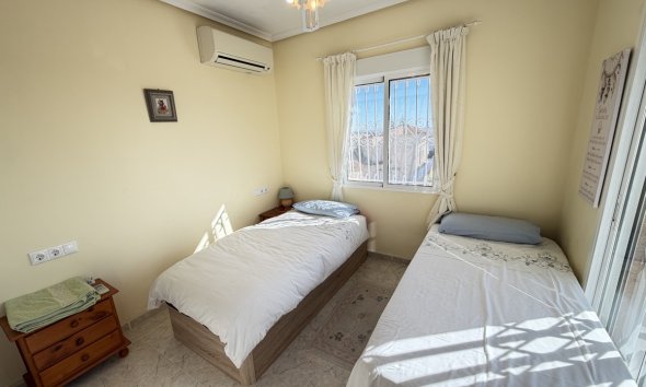 Resale - Villa - Orihuela Costa - Villamartin