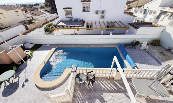 Resale - Villa - Orihuela Costa - Villamartin