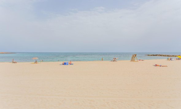 Resale - Bungalow - Torrevieja - Aguas Nuevas