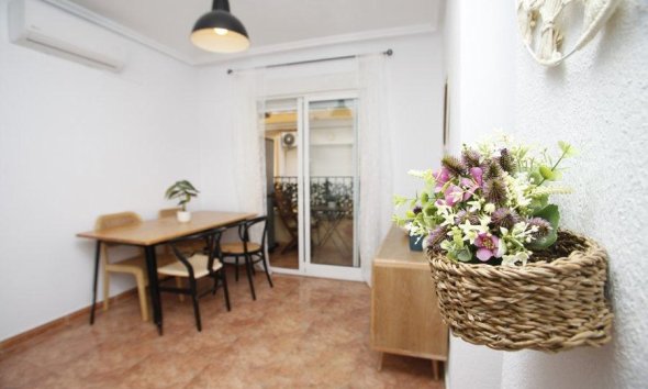 Resale - Apartment - Torrevieja - torrevieja