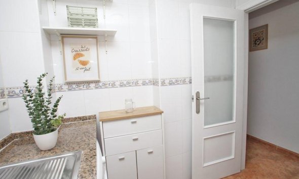 Resale - Apartment - Torrevieja - torrevieja